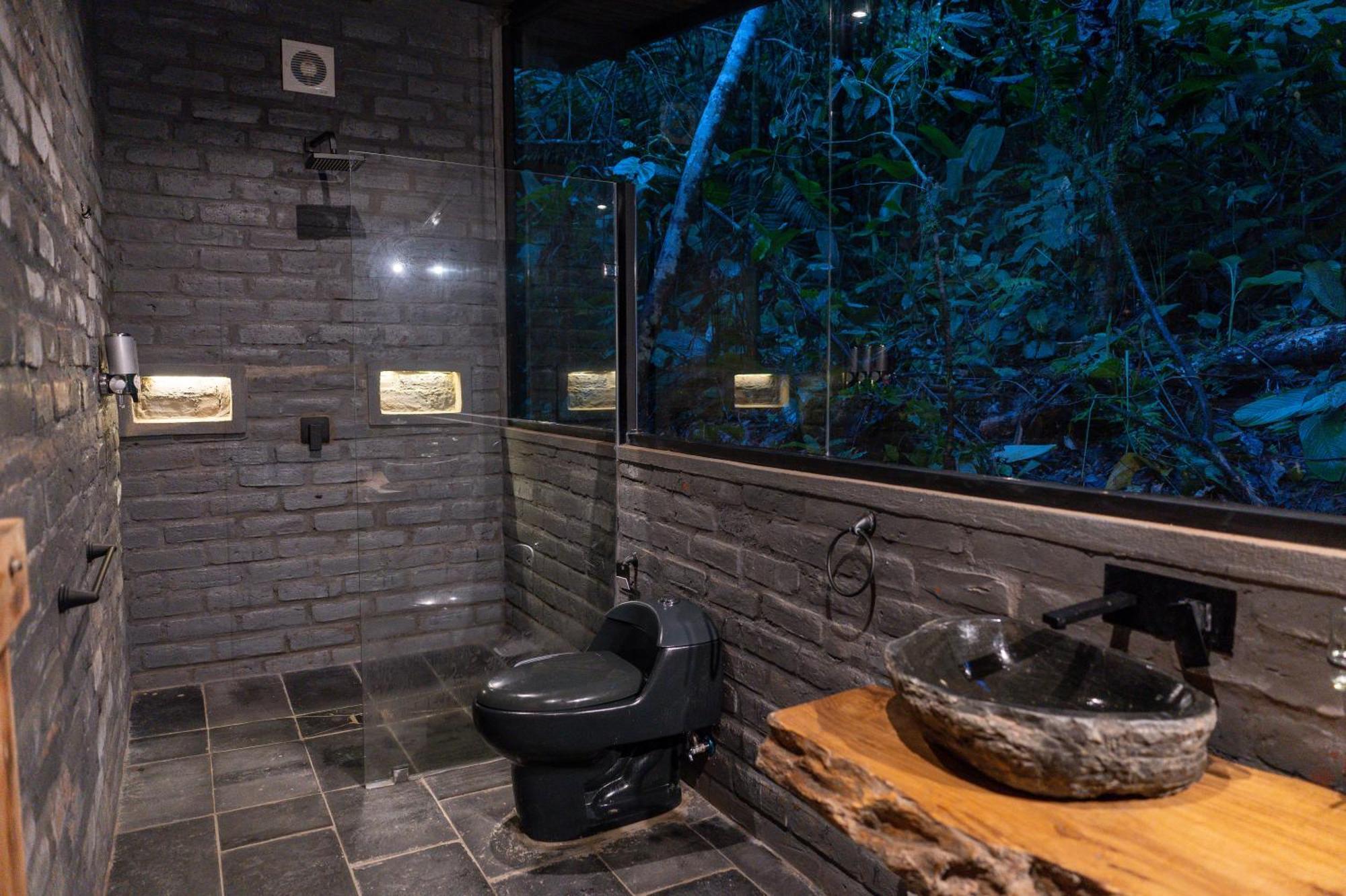 Hamadryade Lodge Puerto Misahuallí Exteriör bild